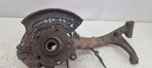 Volkswagen PASSAT B5.5 Front wheel hub