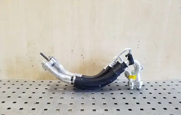 Tesla Model 3 Air conditioning (A/C) pipe/hose 162670100D
