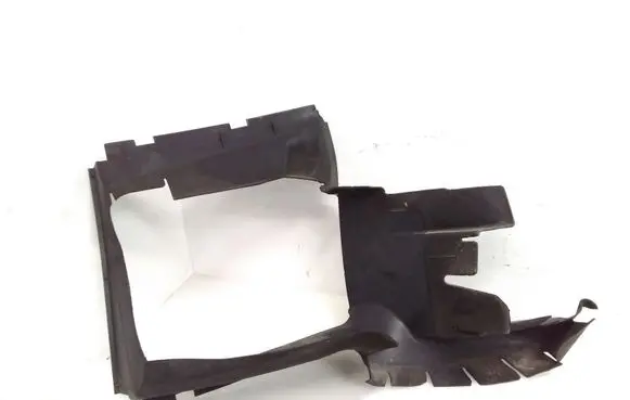 Audi Q7 4L Intercooler air channel guide 4L0117336B