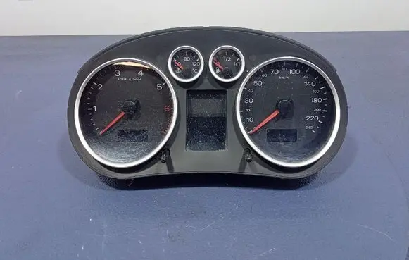Audi A2 Speedometer (instrument cluster) 8Z0920900G