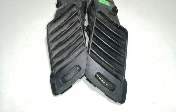 Mercedes-Benz Sprinter W906 Dash center air vent grill A9068300354 A9068300254