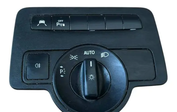 Mercedes-Benz Vito Viano W447 Light switch a2059055018 A2059055018
