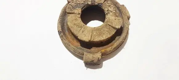 Renault Laguna II Front coil spring rubber mount 