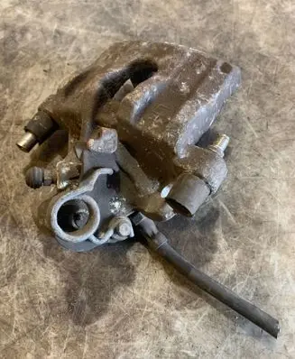 Rear brake caliper