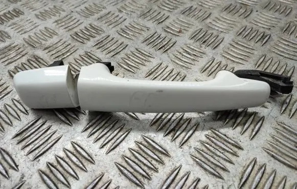 Volvo XC70 Front door exterior handle