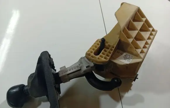Gear shifter/selector
