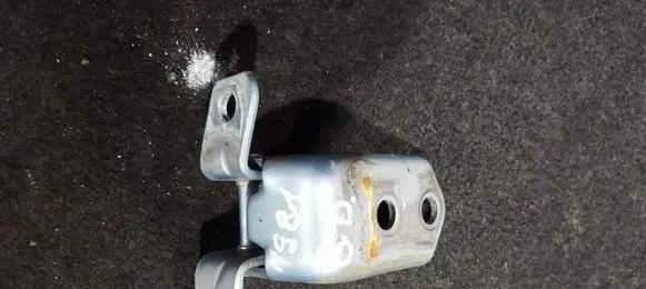 Mazda 2 Rear door lower hinge
