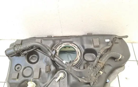 KIA Ceed Fuel tank 31100J7100 31171G4000
