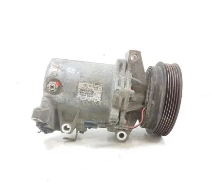 Nissan NV200 Air conditioning (A/C) compressor (pump) 926003VD0A M213L070959