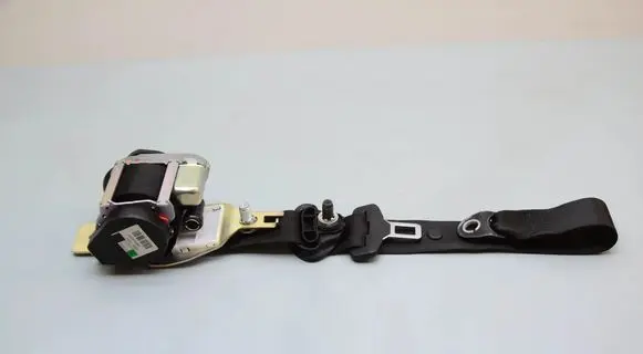 Mercedes-Benz GLE (W166 - C292) Rear seatbelt A16686010
