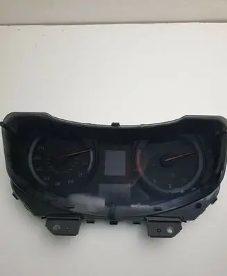Toyota Avensis T270 Speedometer (instrument cluster) 8380005q30