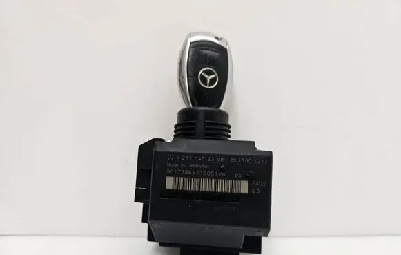 Mercedes-Benz E W211 Ignition lock A2115452308 33002213 5017386691606126