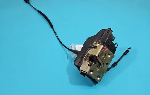 Nissan Primera Front door lock IMPRK1433828