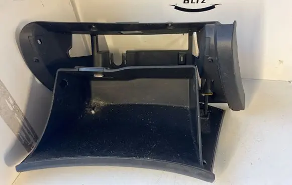 KIA Ceed Glove box 847601H050