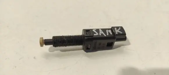 Clutch pedal sensor