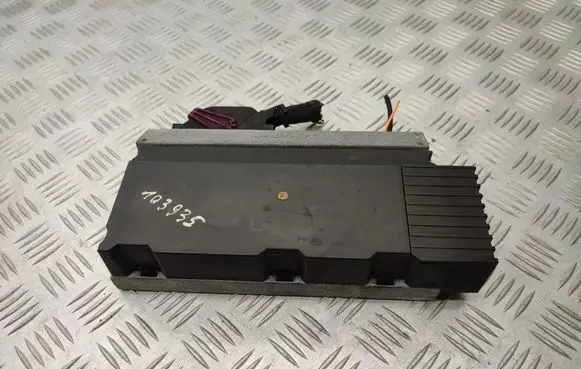 Audi Q7 4L Sound amplifier 4L0035223A