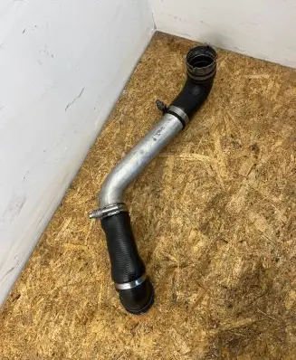 BMW 5 E60 E61 Intercooler hose/pipe 793896