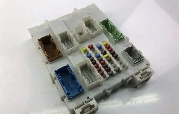 Volvo V40 Other control units/modules 31453132 P754