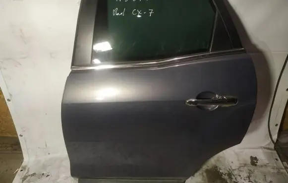Mazda CX-7 Rear door pilkos