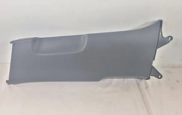 Volkswagen Golf V (B) pillar trim (bottom) 1K4867297G 1K4867297F