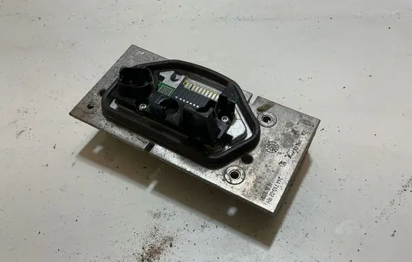 BMW 3 G20 G21 LED ballast control module 24471002 ALW1338