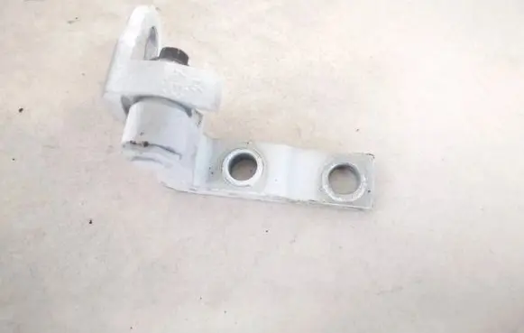 Volvo V40 Front door upper hinge 31352691