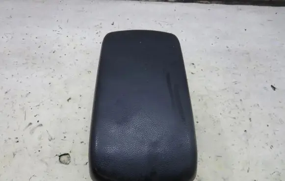 Toyota RAV 4 (XA40) Armrest 58823-42010
