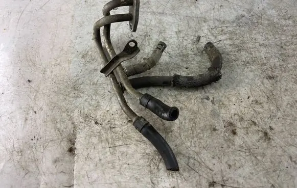 Toyota Land Cruiser (HDJ90) Engine coolant pipe/hose