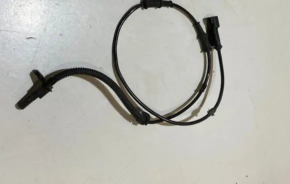 Ford Mustang VI ABS brake wheel speed sensor FR3C2C204AC