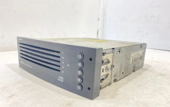 Peugeot 407 CD/DVD changer 7607769050 05049773904 BP905049773904