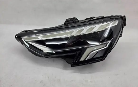 Audi A3 8Y Headlight/headlamp 8Y0941033