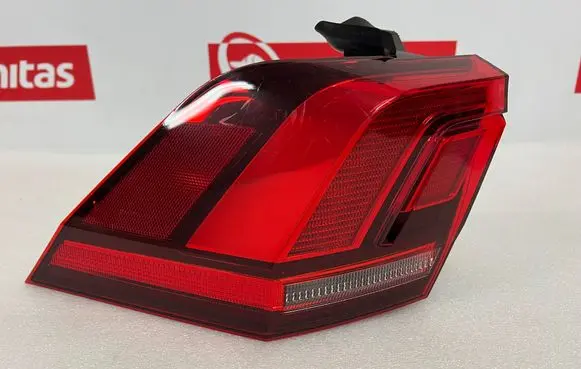 Volkswagen Tiguan Rear/tail lights 5NA945095D 2SD01251001 00806441