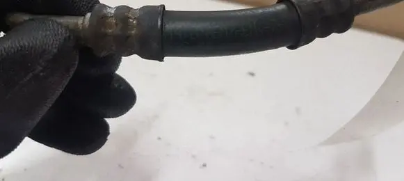 BMW 3 E90 E91 Turbo turbocharger oiling pipe/hose 7160958