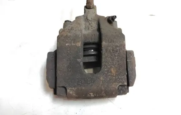 Volvo XC90 Rear brake caliper 30639523