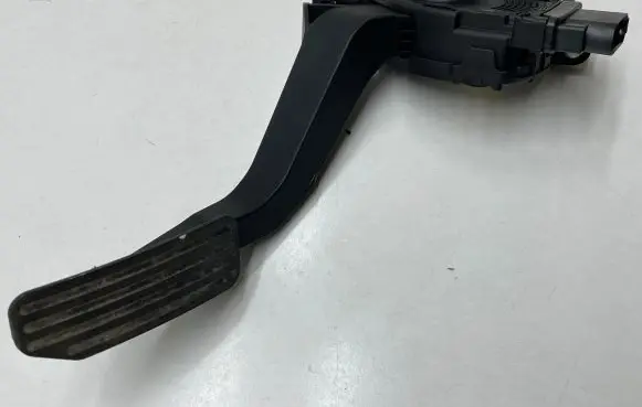 Land Rover Range Rover Evoque L538 Accelerator throttle pedal BJ329F836DB C95YE04 22072011