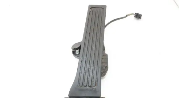 KIA Sportage Accelerator throttle pedal