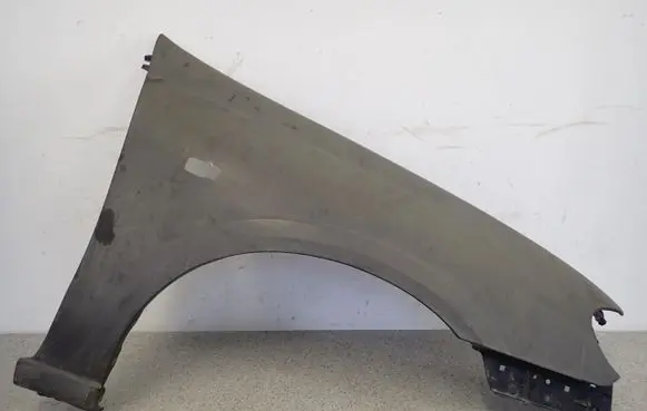 Nissan Almera N16 Fender 