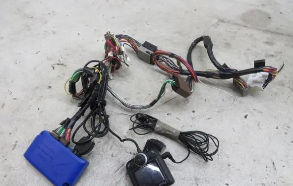 Toyota Land Cruiser (J120) Hands-free kit 