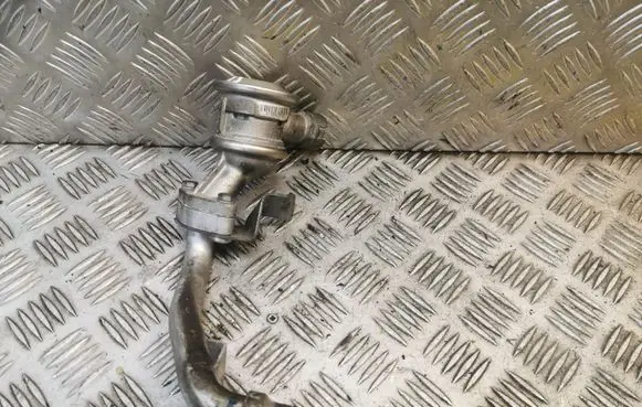 BMW 6 E63 E64 EGR valve 7508273