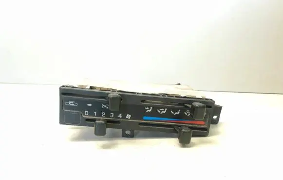 Nissan PickUp Climate control unit