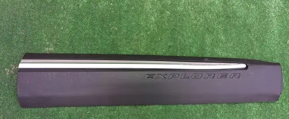 Ford Explorer Trim molding S20848
