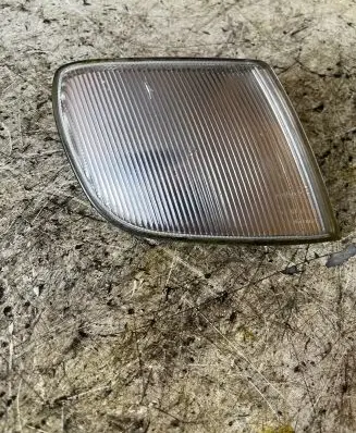 Front indicator light