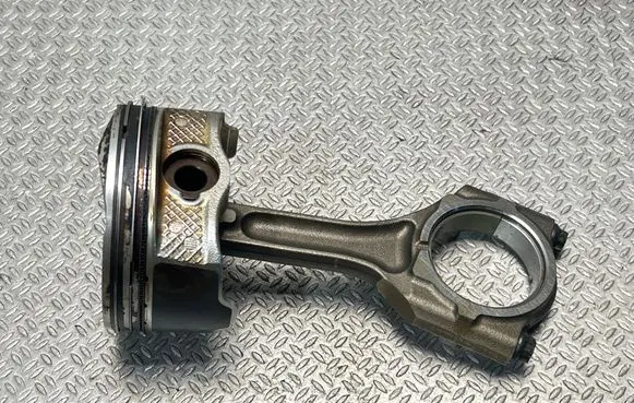 Subaru Forester SK Piston 12100AA540 12113AA151 B5EGEG