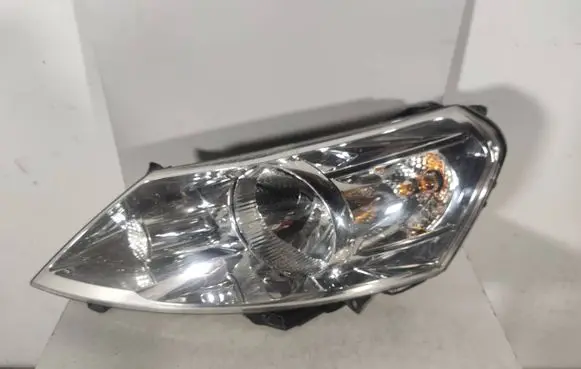 Citroen Jumpy Headlight/headlamp 89902605 1401368180