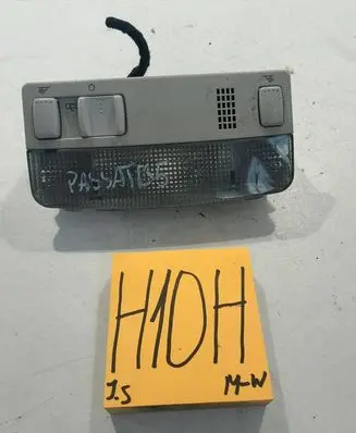 Volkswagen PASSAT B5 Front seat light 3B0947105