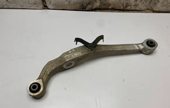Nissan X-Trail T32 Rear upper control arm/wishbone