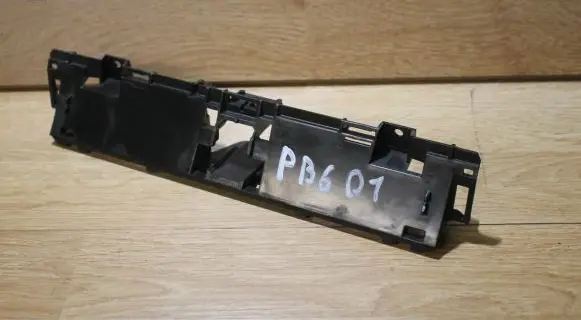 Volkswagen PASSAT B6 Other interior part 3C0857318
