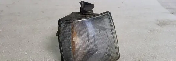 Volkswagen PASSAT B3 Front indicator light 185275B