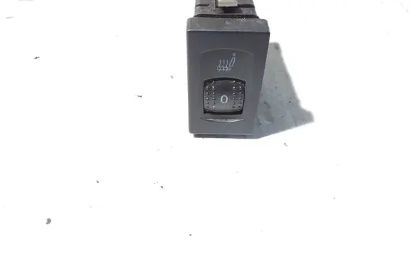 Volkswagen PASSAT B5.5 Seat heating switch 3B0963564C