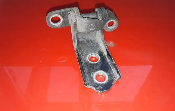 Lexus RX 300 Rear door lower hinge NOCODE